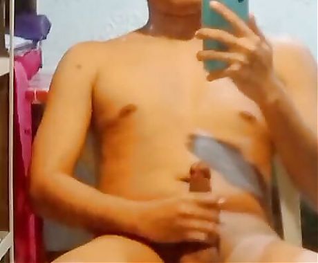 Casting: Young Asia Gay Teen Cumshot at Home